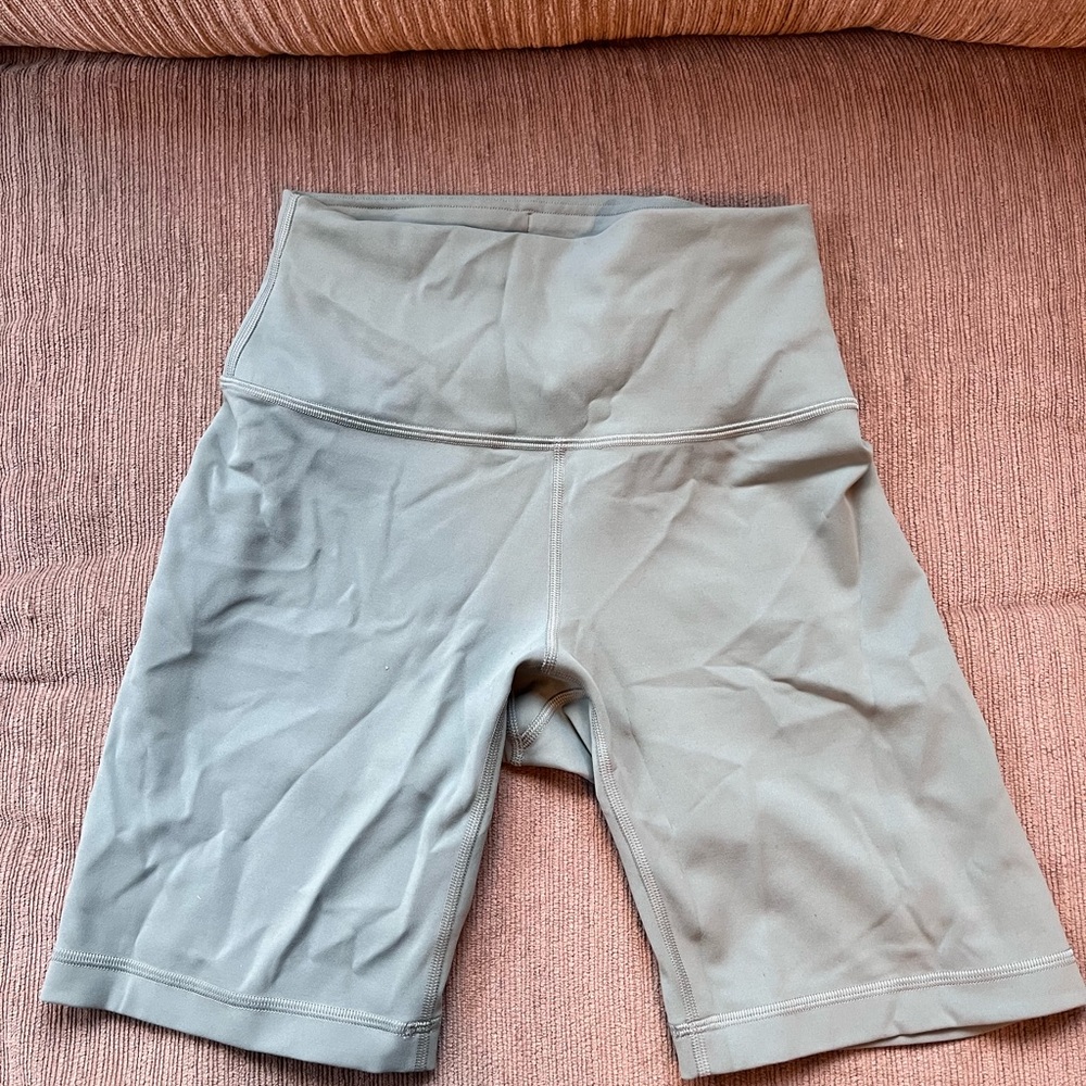 Align High-Rise 8” Shorts